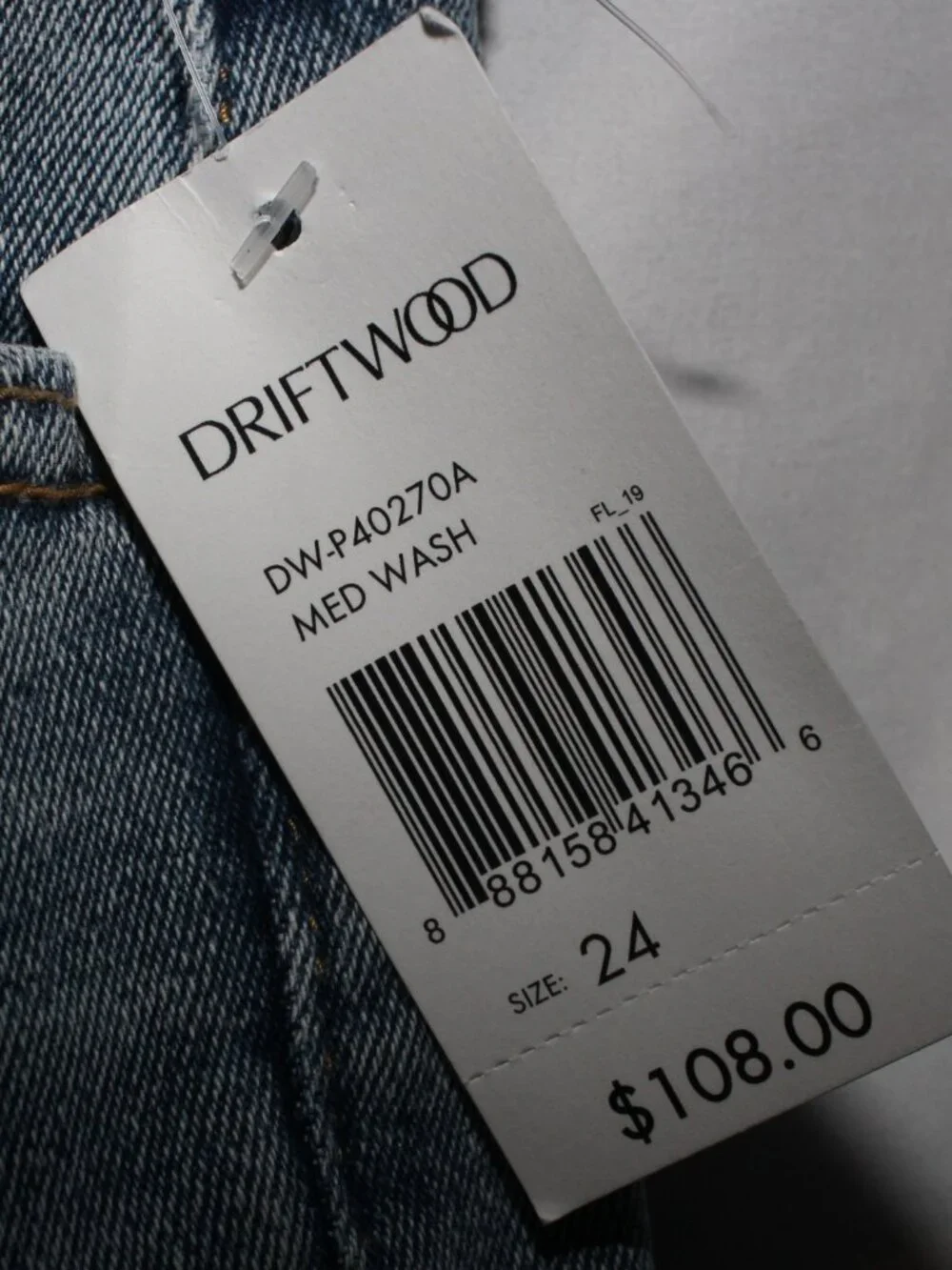 NWT Driftwood Roxy Jeans Size 24